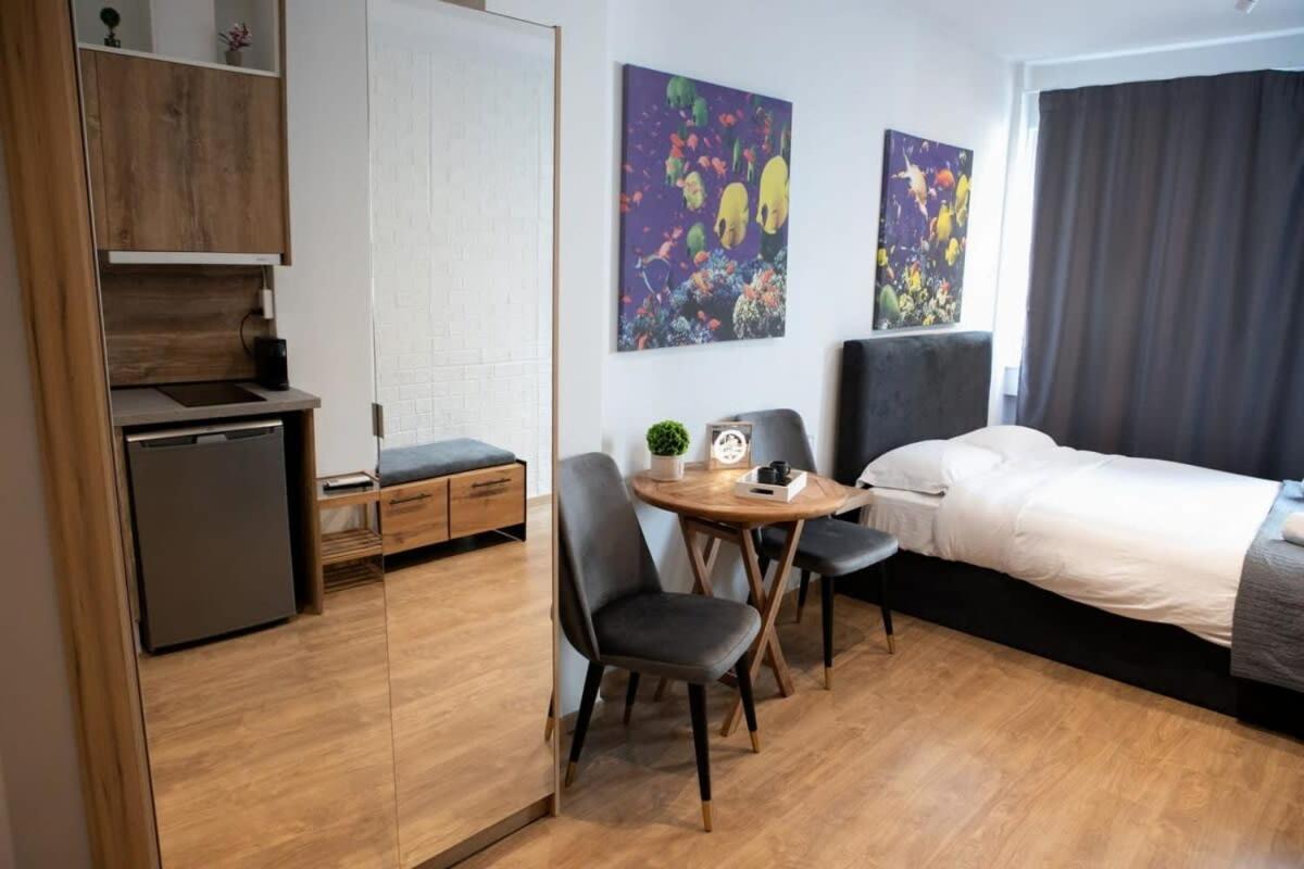 Cozy Modern Studio In Thessaloniki Apartment ภายนอก รูปภาพ