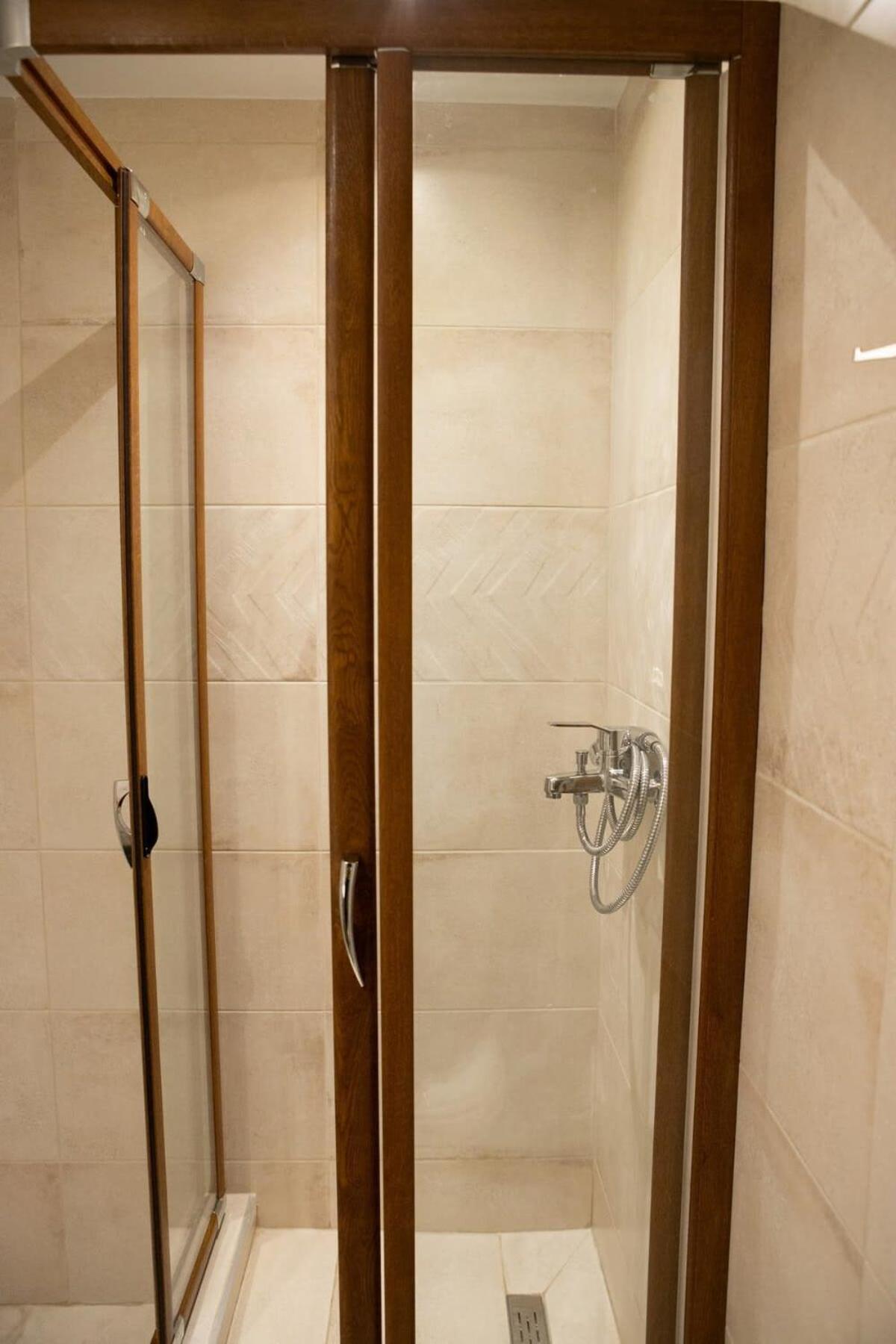 Cozy Modern Studio In Thessaloniki Apartment ภายนอก รูปภาพ